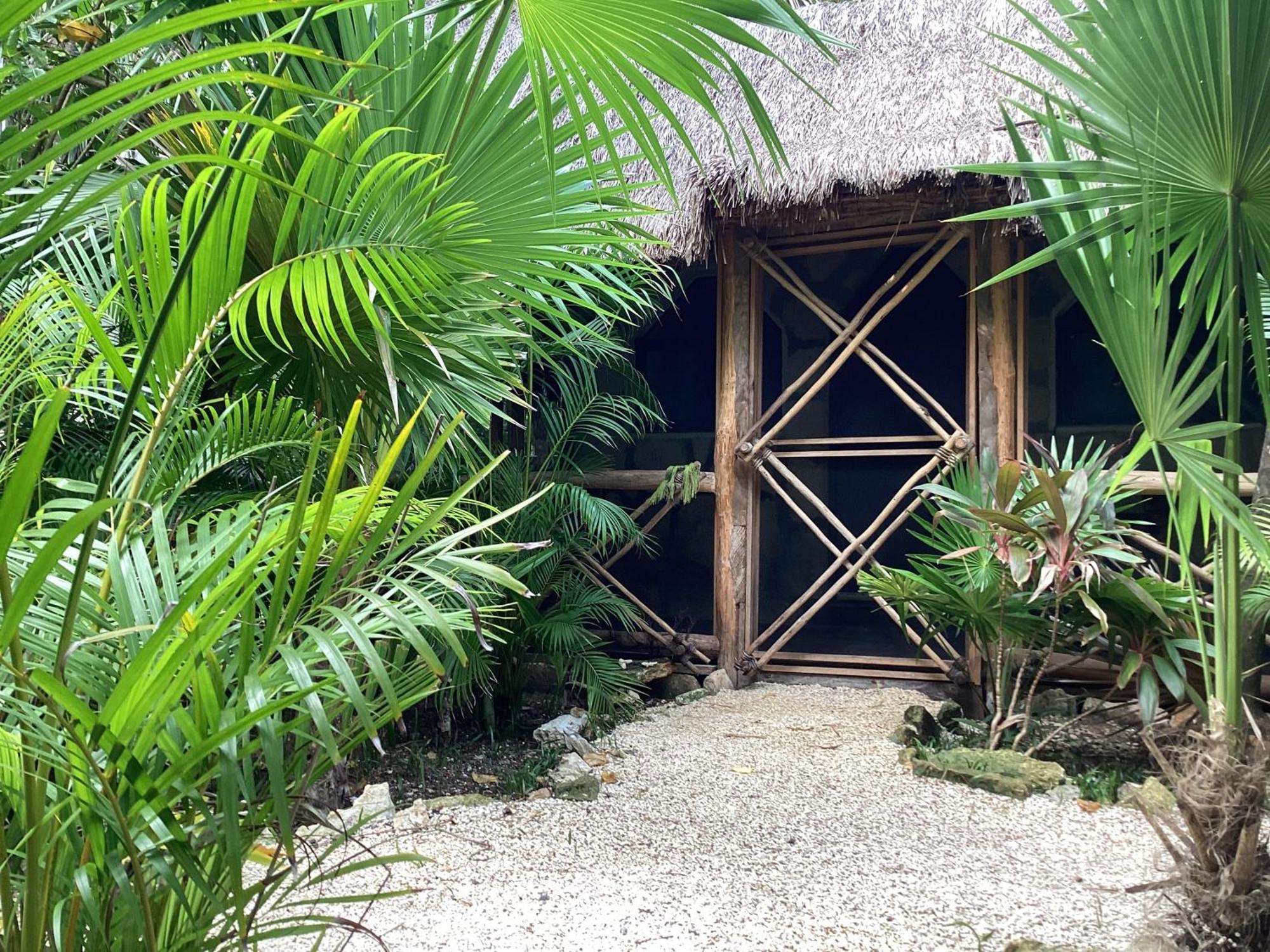 Yaxchen Tulum Cabanas & Cenote Esterno foto